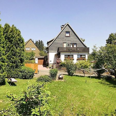 Apartment In Langewiese Sauerland With Garden Winterberg Exteriör bild